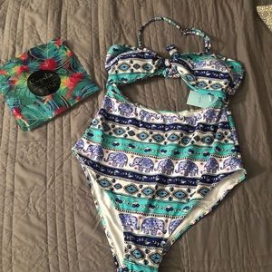 One piece cupshe bathing suit